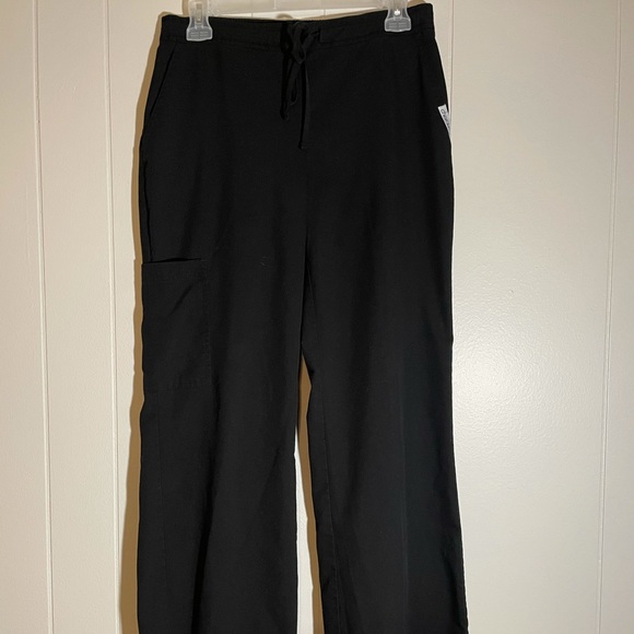 Bundle Cherokee 3 Piece Scrubs - Picture 3 of 15